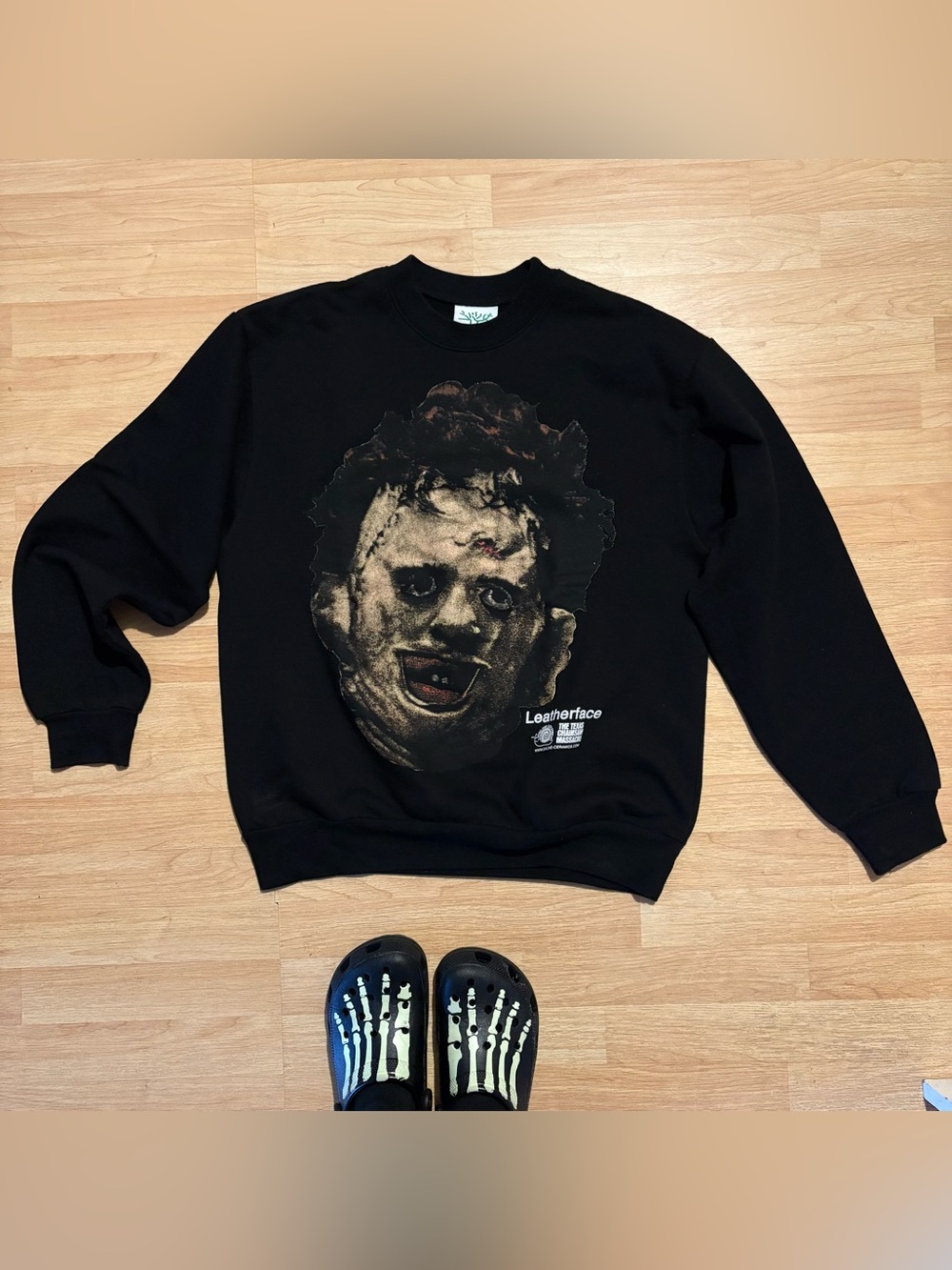 Online Ceramics x Texas Chainsaw Massacre sweatshirt